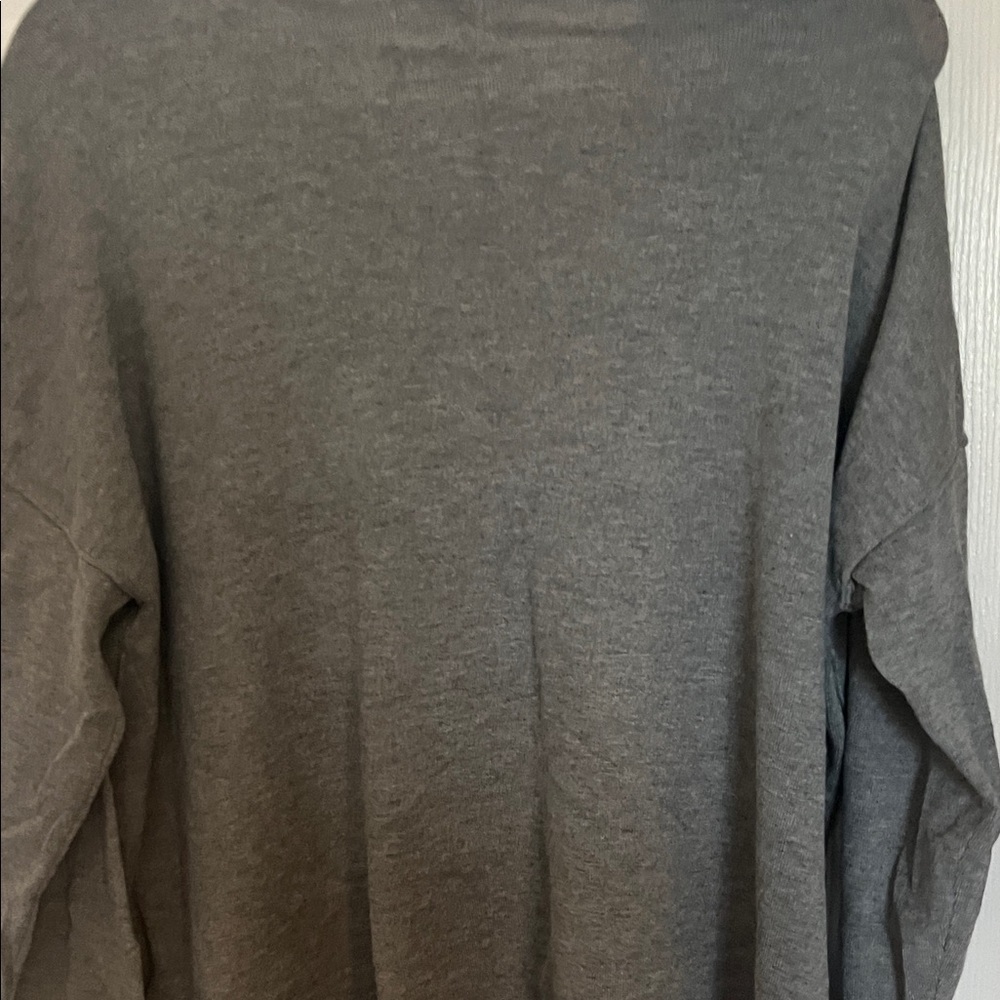 Wonderly Women's Gray Crew Neck Sweater - Picture 3 of 4
